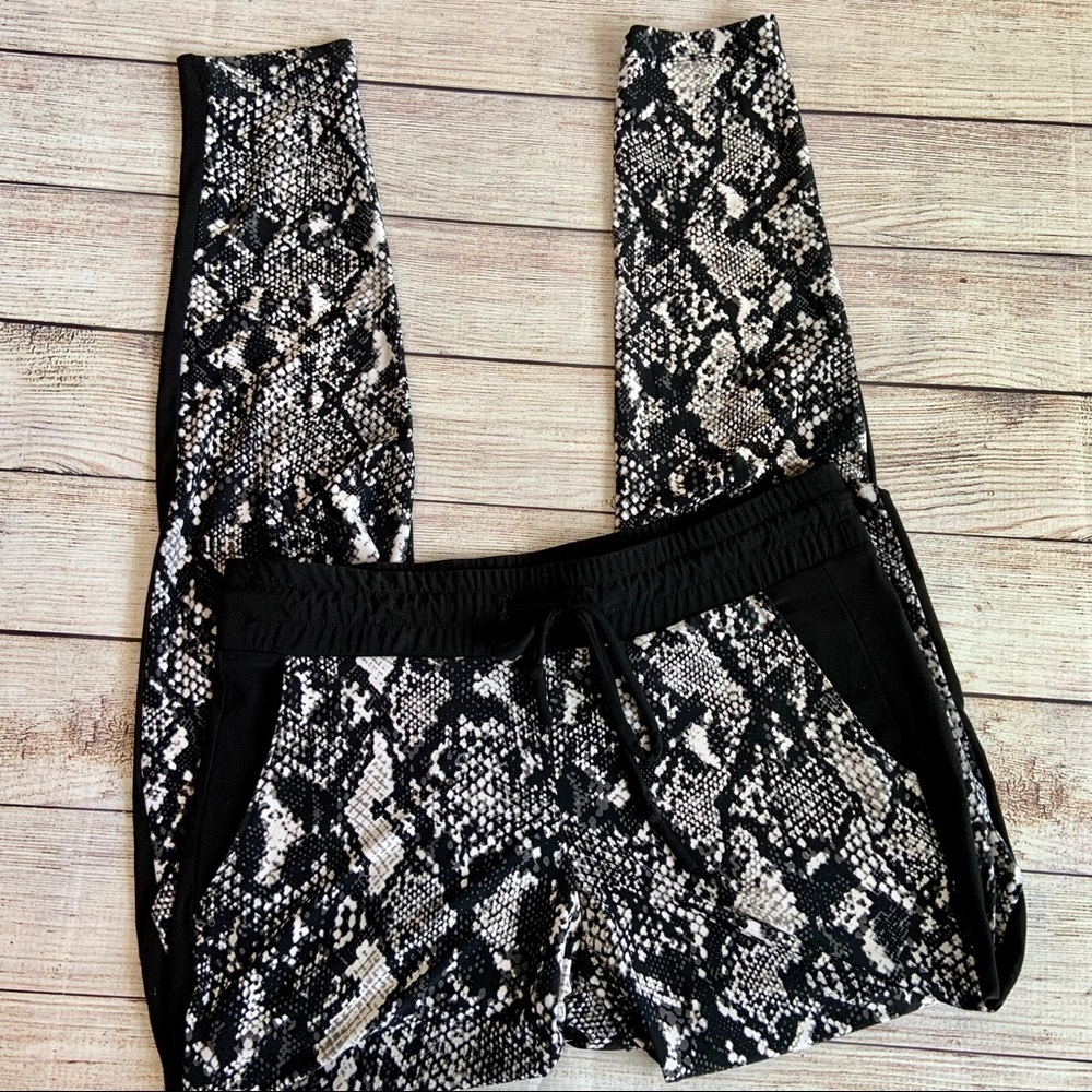 INC International Concepts Pants Small Petite